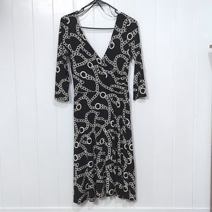 EUC Black and White Alyn Paige